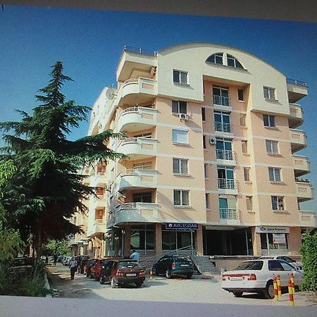 Skopje Center Leilighet Eksteriør bilde